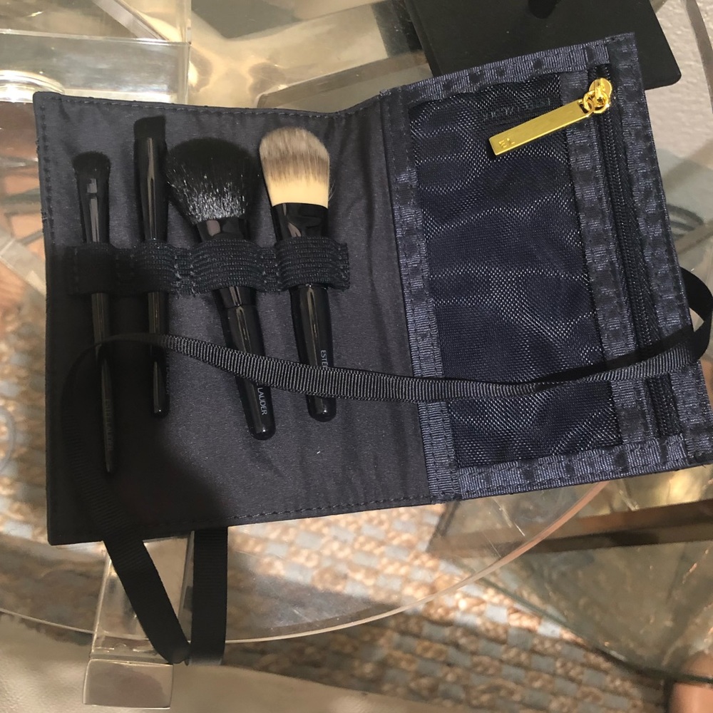 Estee Lauder Travel Essentials Makeup Brush Set